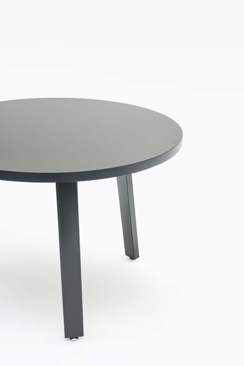 Ogi coffee table