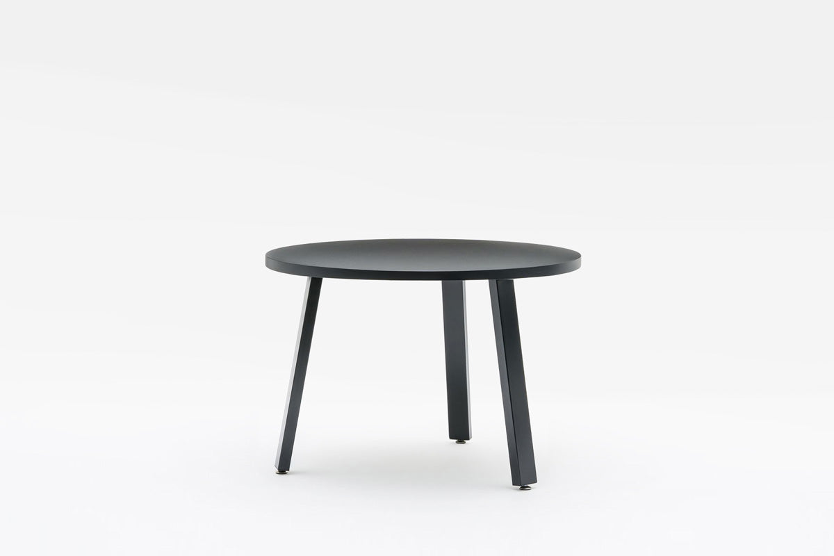 Ogi coffee table