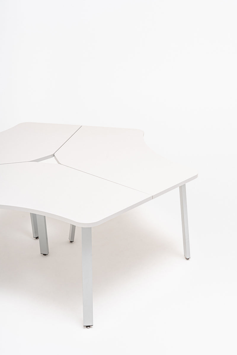 Ogi three-station desk