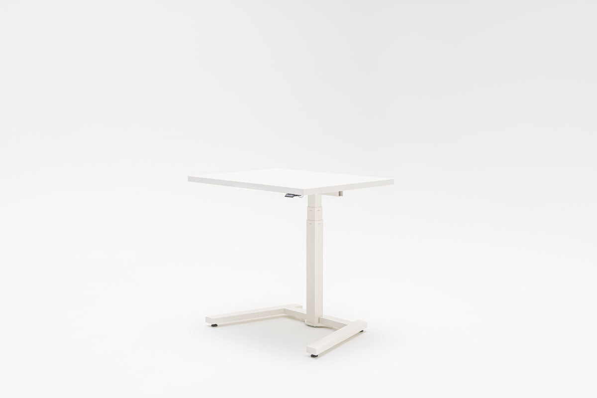 Ogi desk electrical height adjustment