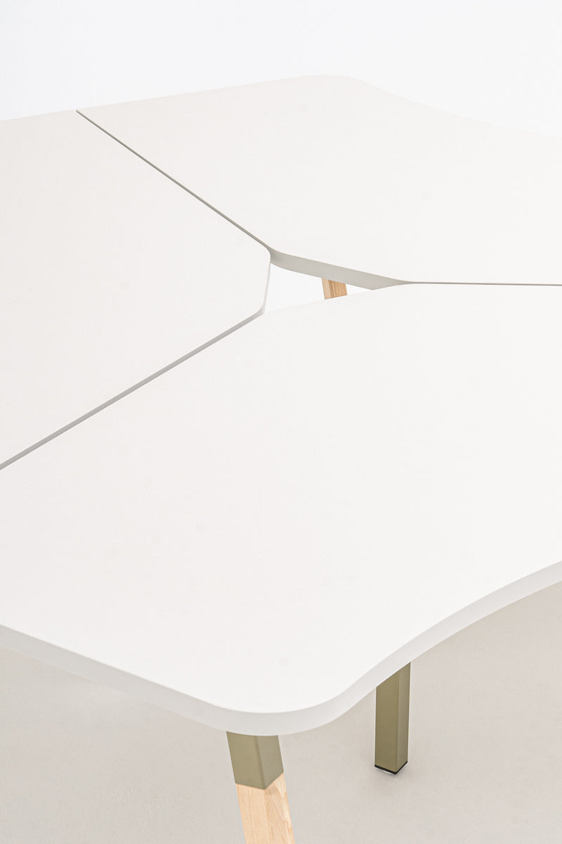 Ogi three-station desk