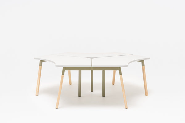 Ogi three-station desk