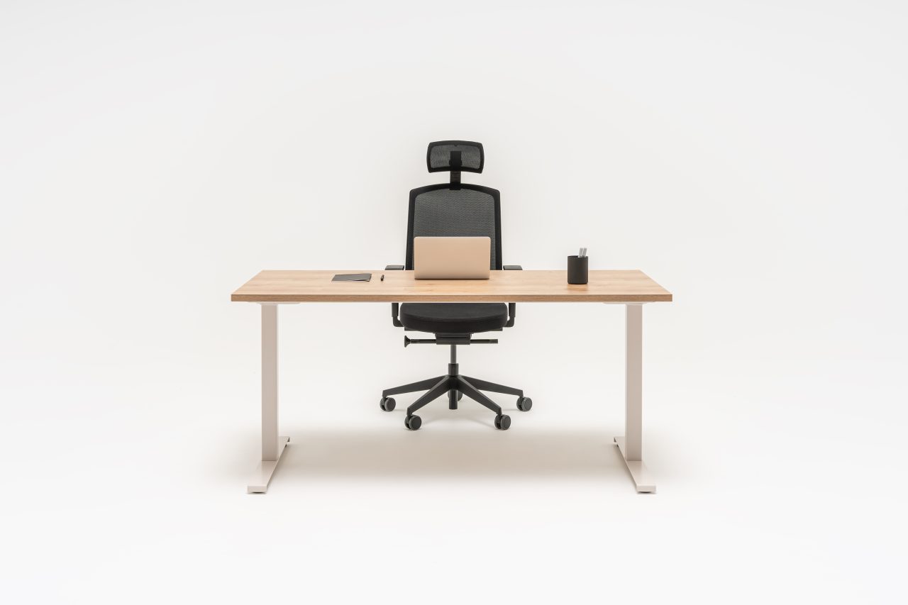 Ogi desk