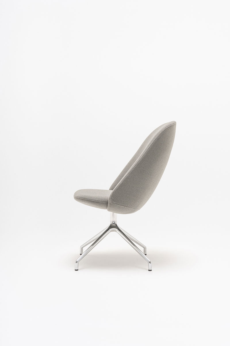 Paralel armchair polished aluminium base