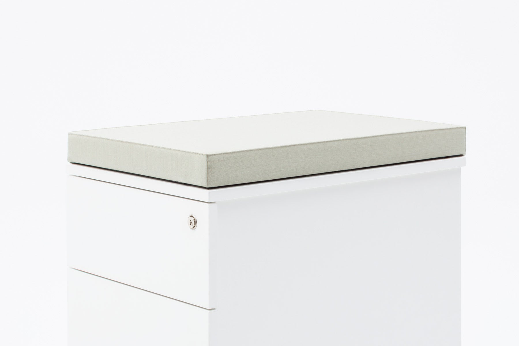 Pedestal cushion for pedestal