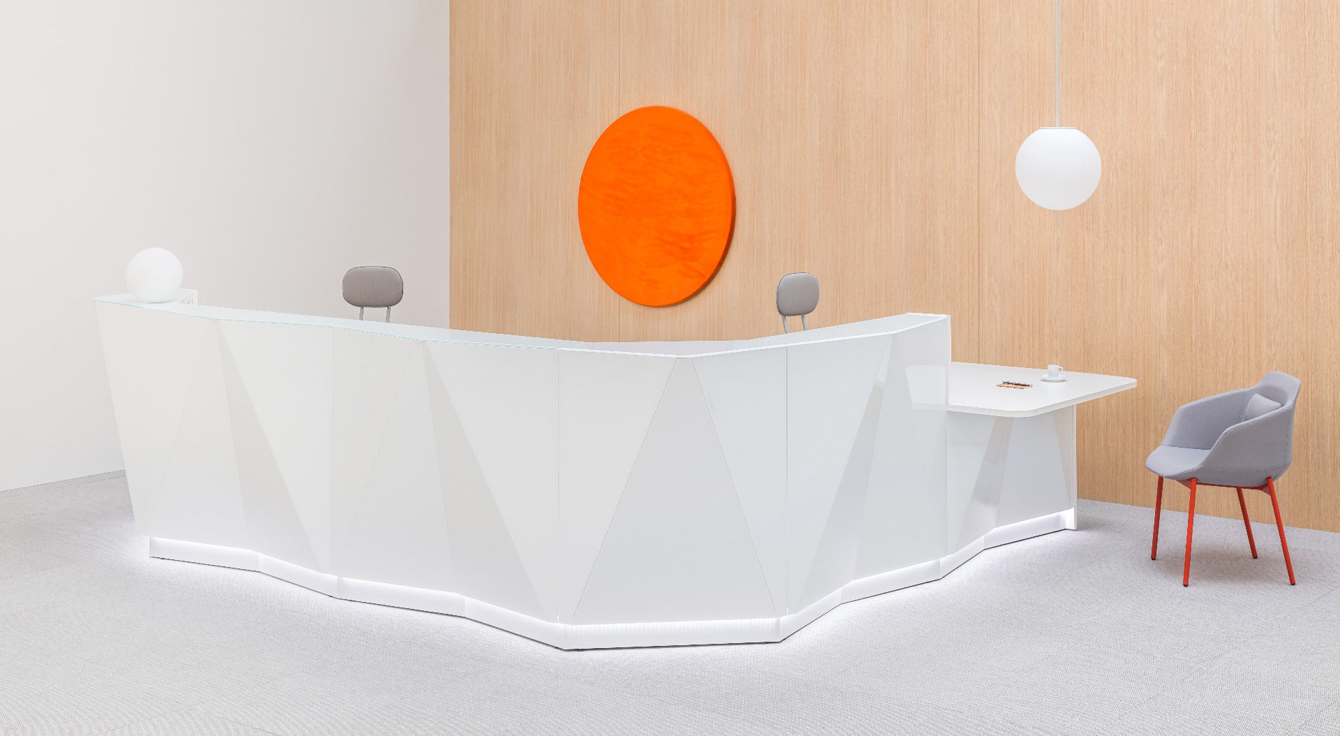 Alpa modular reception desk