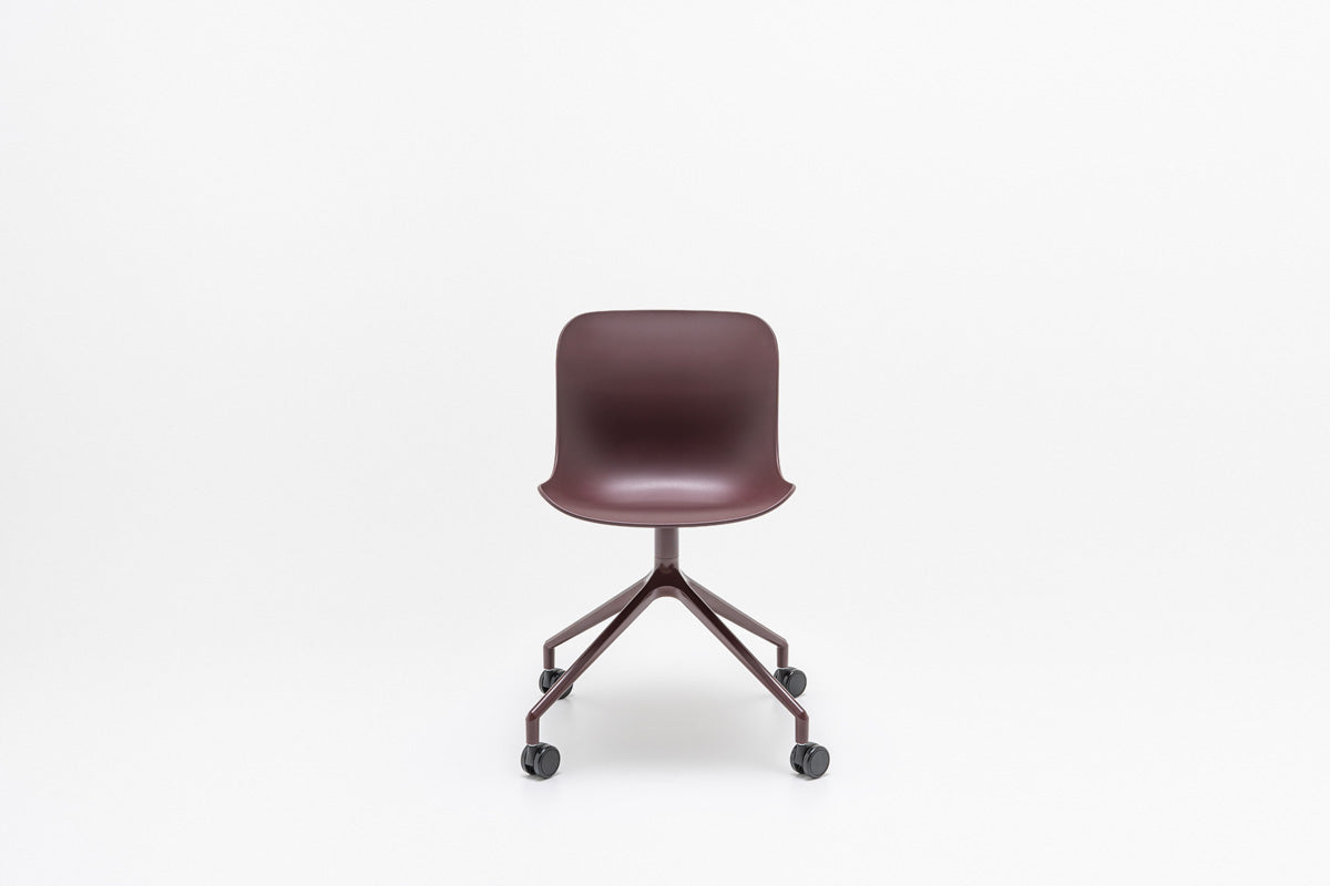 Drehfuß für baltischen Stuhl