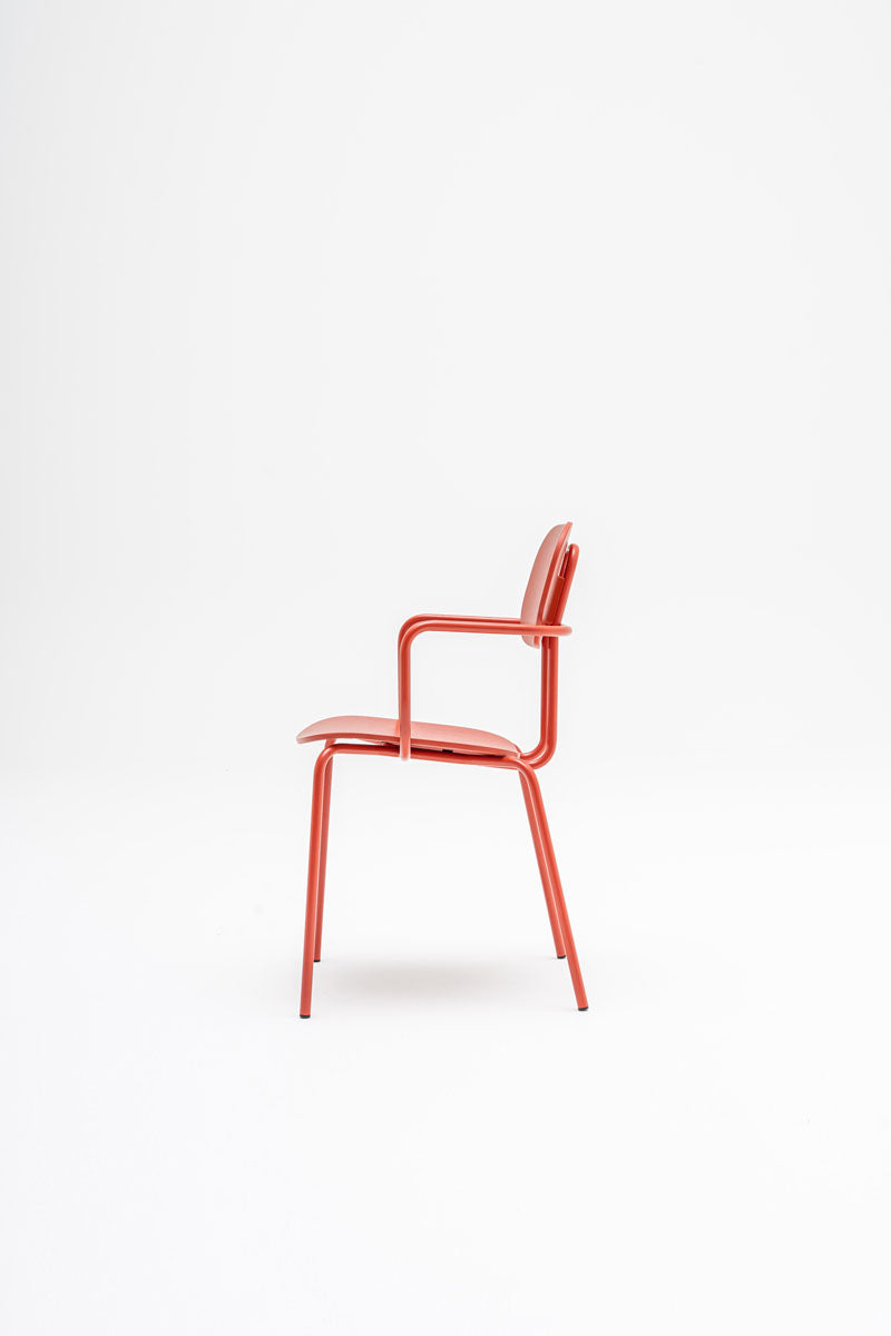 Neuer Stuhl aus Sperrholz mit 4-beinigem Gestell