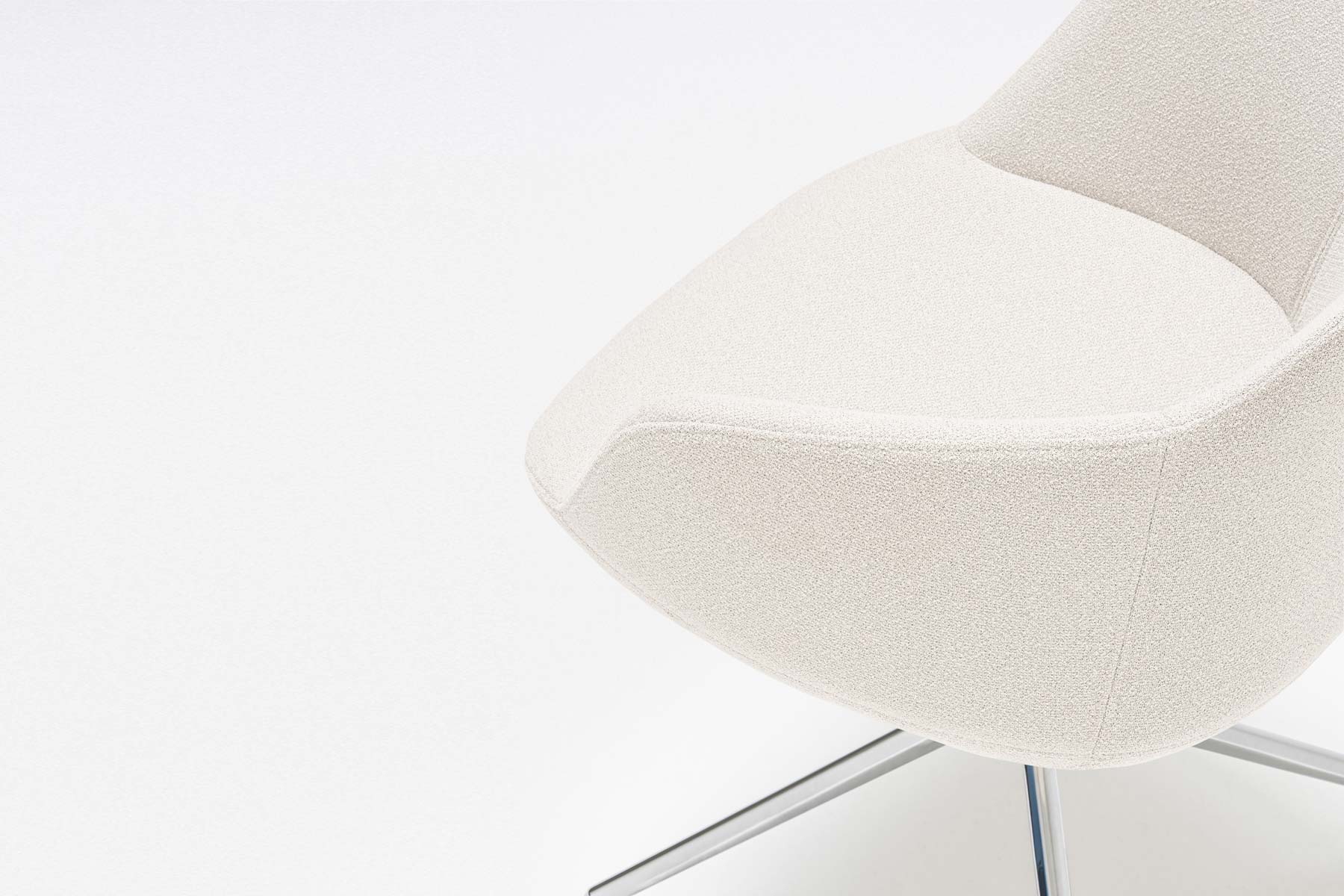 Ultra chair polished aluminium base