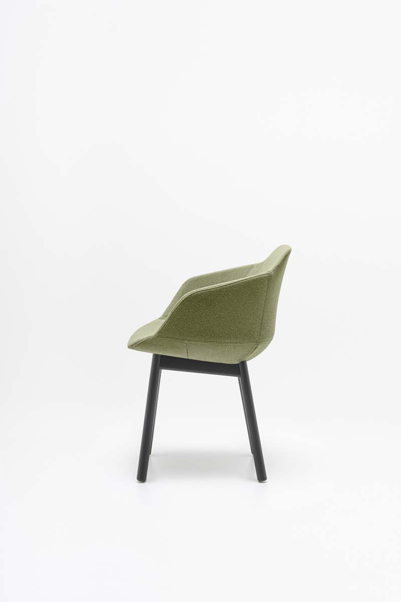 Ultra chair with wooden base