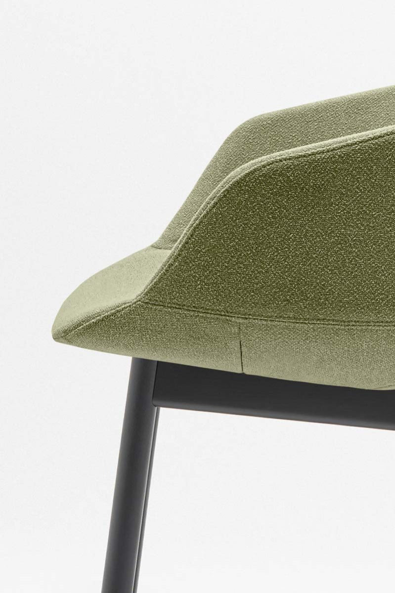 Ultra chair with wooden base