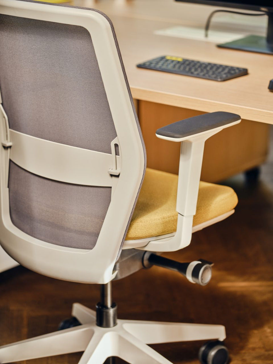 Evo office chair mesh back