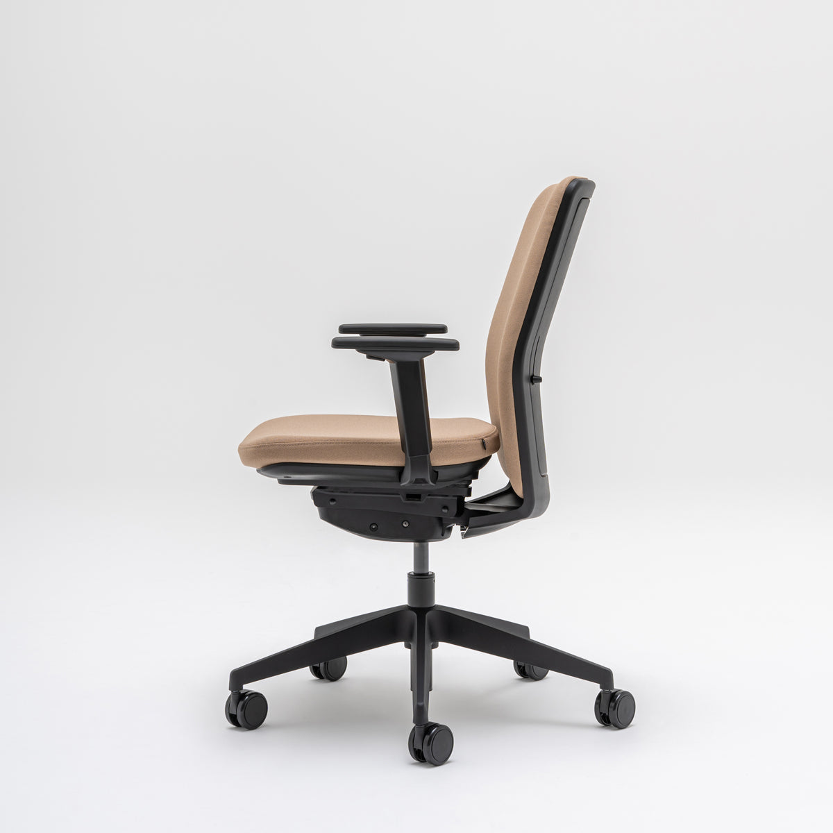 Evo office chair upholstered back