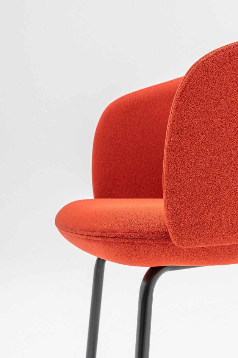 Grace chair 4-legged base