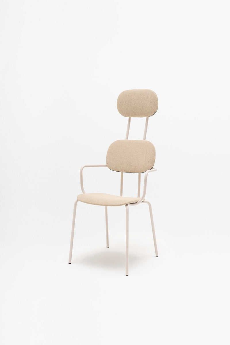 Neuer Polsterstuhl mit Kopfstütze und 4-Bein-Fuß