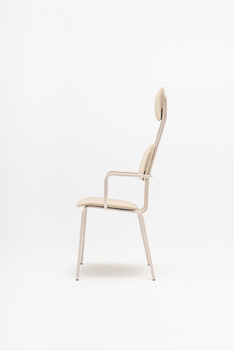 Neuer Polsterstuhl mit Kopfstütze und 4-Bein-Fuß