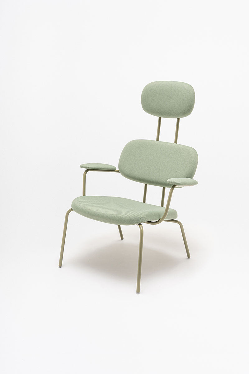 Neuer Polstersessel mit Kopfstütze