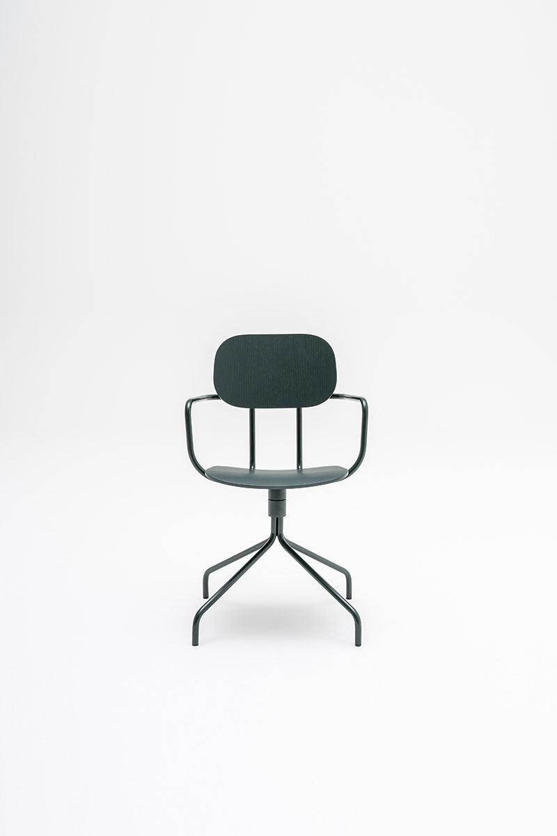 Neuer Drehstuhlfuß aus Sperrholz