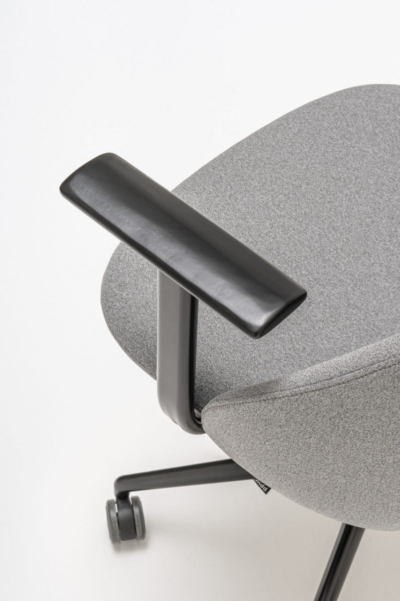 Paralleler Konferenzstuhl mit Höhenverstellung