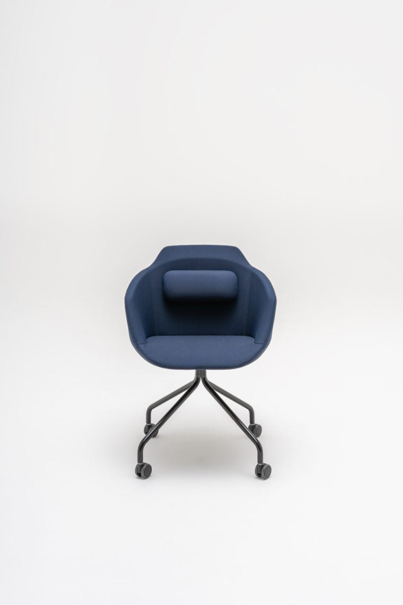 Ultra chair 4-star base with castors
