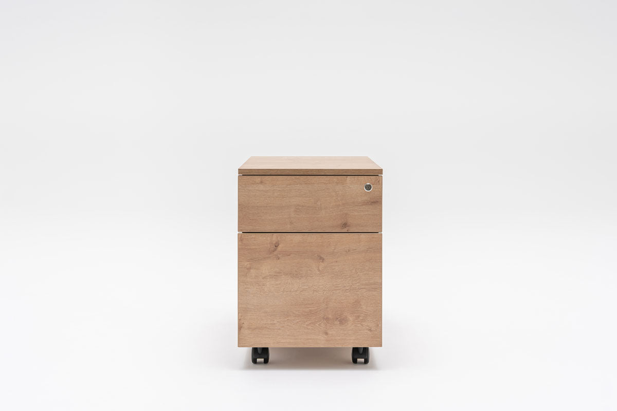 Standard mobile pedestal