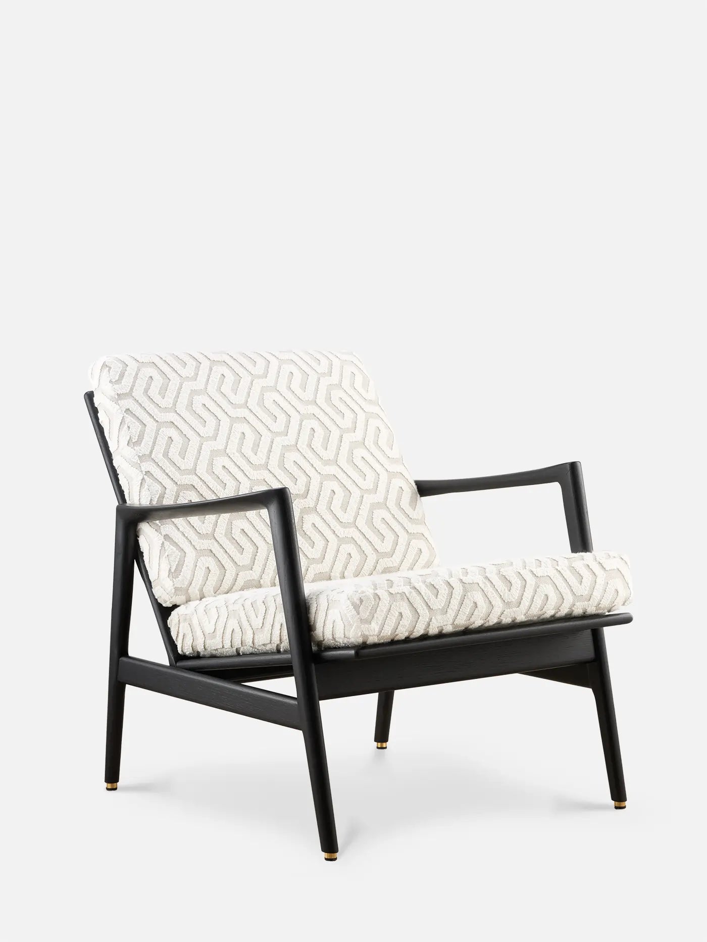 Stefan Lounge Chair in Coffee Snow