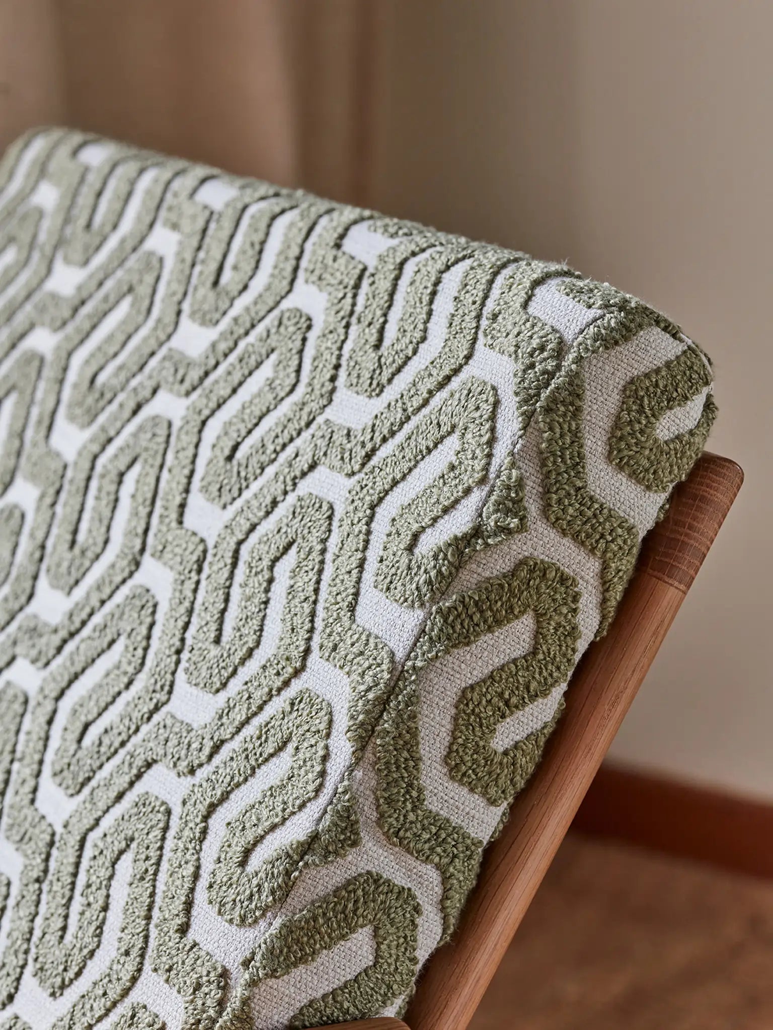 Stefan Lounge Chair in Coffee Olive