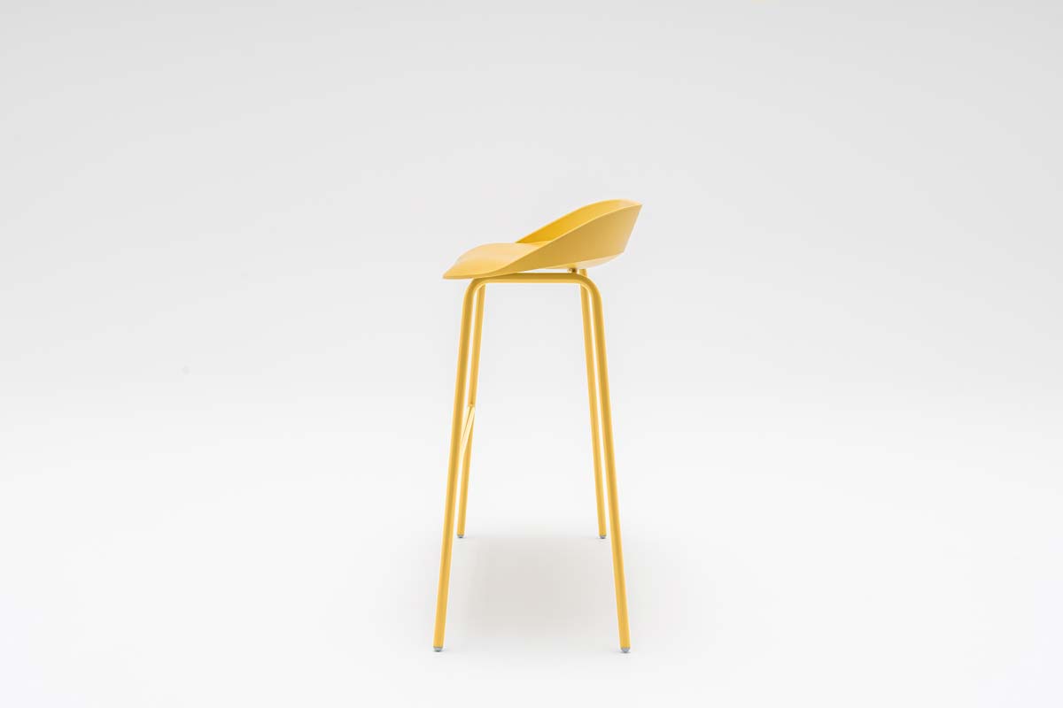 Team high bench plastic