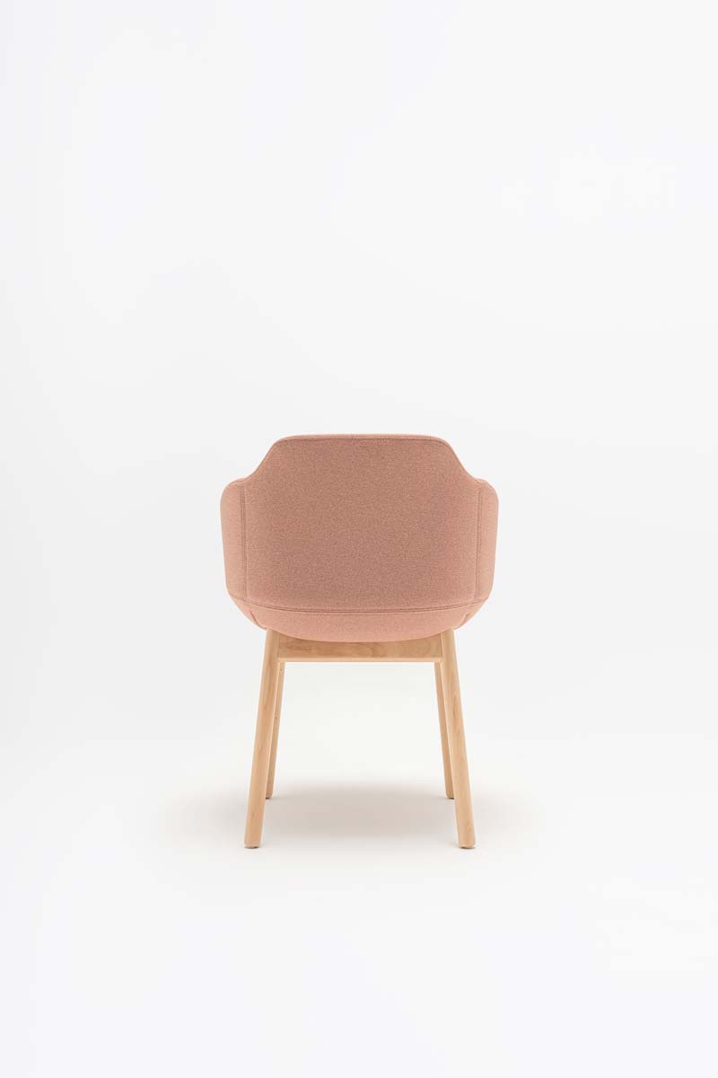 Ultra chair with wooden base