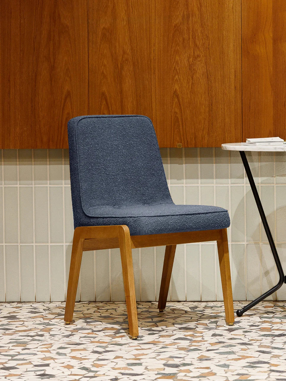 200-125 VAR Chair in Boucle Denim