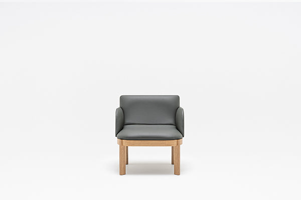 Ramp armchair